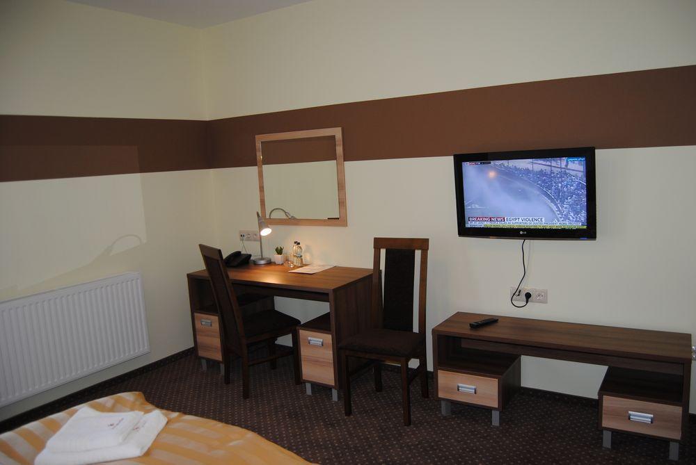 Hotel Magnolia Tychy Room photo
